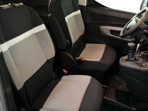 Citroën Berlingo Talla XL BlueHDi 100 S&S 6v PLUS M1 7 PLAZAS   - Foto 32