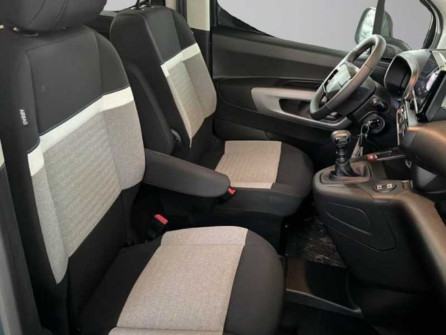 Citroën Berlingo Talla XL BlueHDi 100 S&S 6v PLUS M1 7 PLAZAS   - Foto 19