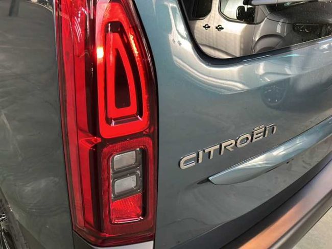 Citroën Berlingo Talla XL BlueHDi 100 S&S 6v PLUS M1 7 PLAZAS   - Foto 21