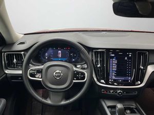 Volvo V60 Plus, B4 Mild hybrid, Gasolina, Dark   - Foto 18