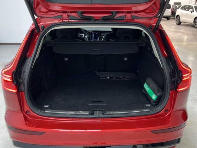 Volvo V60 Plus, B4 Mild hybrid, Gasolina, Dark   - Foto 17