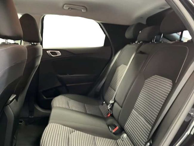 Kia XCeed Nuevo  1.0 T-Gdi 100 CV Business   - Foto 11