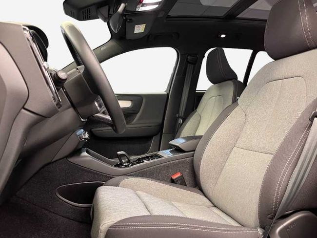 Volvo XC40 Ultra, B4 Mild hybrid, Gasolina, Dark   - Foto 10