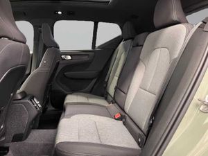 Volvo XC40 Ultra, B4 Mild hybrid, Gasolina, Dark   - Foto 20