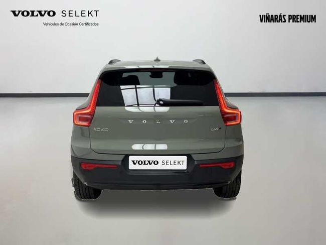 Volvo XC40 Plus, B4 AWD (gasolina), Gasolina, Dark   - Foto 16