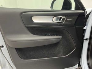 Volvo XC40 Ultra, B4 Mild hybrid, Gasolina, Dark   - Foto 20