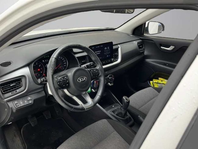 Kia Stonic 1.0 T-GDi MHEV iMT Concept 120-2010-5p   - Foto 17