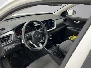 Kia Stonic 1.0 T-GDi MHEV iMT Concept 120-2010-5p   - Foto 17