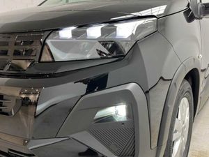 Peugeot Rifter Allure BlueHDi 130 S&S EAT8 Long M1 7 Plazas   - Foto 21