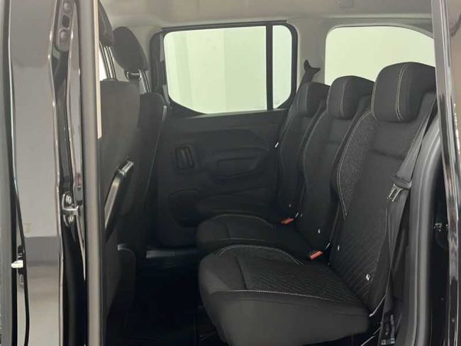 Peugeot Rifter Allure BlueHDi 130 S&S EAT8 Long M1 7 Plazas   - Foto 12