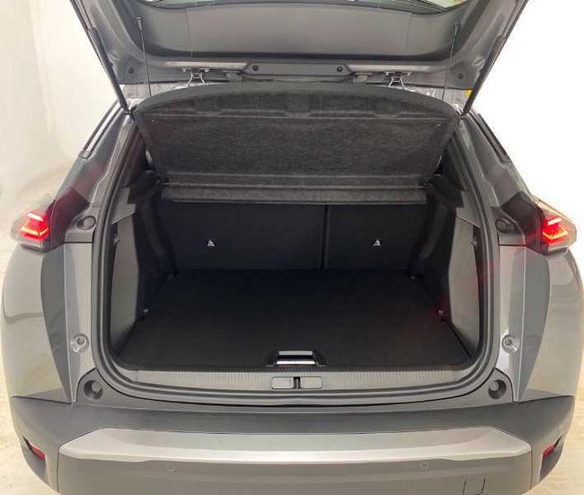 Peugeot 2008 NSUV  Allure Gasolina 100 S&S 6 Vel. MAN   - Foto 12