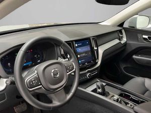 Volvo XC60 Essential, B4 (diesel), Diésel   - Foto 12