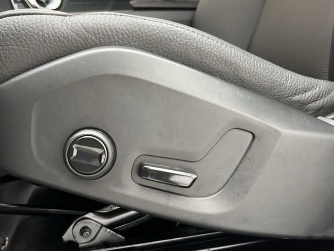 Volvo XC60 Essential, B4 (diesel), Diésel   - Foto 13