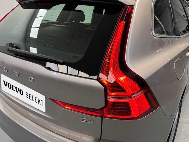 Volvo XC60 B4 (D) Core Auto   - Foto 17