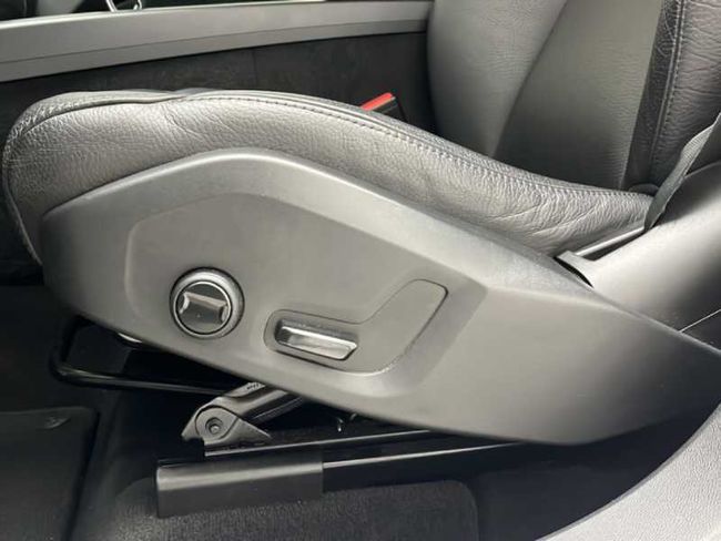 Volvo XC60 B4 (D) Core Auto   - Foto 10