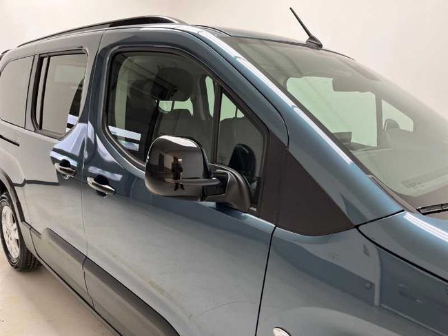 Peugeot Rifter Allure BlueHDi 130 S&S EAT8 Long M1 7 Plazas   - Foto 17