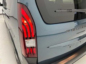 Peugeot Rifter Allure BlueHDi 130 S&S EAT8 Long M1 7 Plazas   - Foto 19