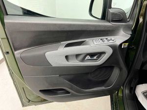 Peugeot Rifter GT BlueHDi 130 S&S EAT8 Standard M1   - Foto 20