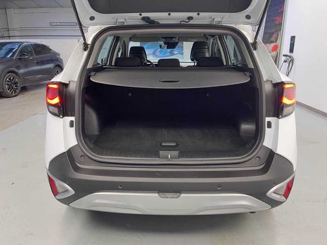 Kia Sportage 1.6 T-GDi MHEV 118kW (160CV) Drive 17