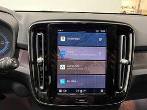 Volvo XC40 Pure Electric Plus Auto 70Kwh   - Foto 15