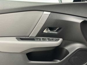 Citroën C4 Nuevo  Hybrid 145 ë-DSC6 COLLECTION   - Foto 19