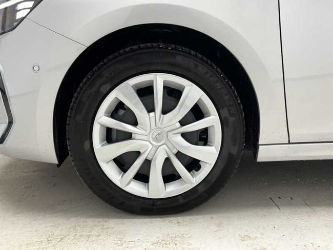 Opel Corsa Edition 1.2T XHL Hybrid eDCT6 S/S 110 CV (81kW)   - Foto 17