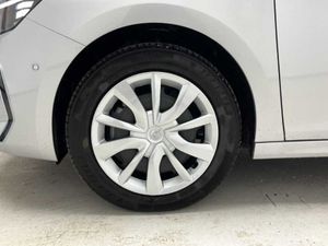 Opel Corsa Edition 1.2T XHL Hybrid eDCT6 S/S 110 CV (81kW)   - Foto 17