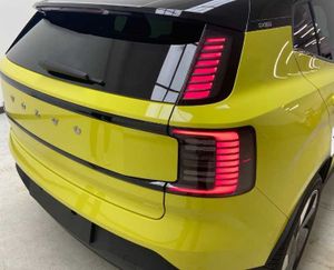 Volvo EX30 Plus, Single Motor Extended Range, Eléctrico   - Foto 12