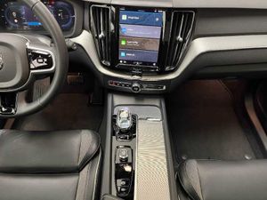 Volvo XC60 Recharge Plus, T6 e-AWD Híbrido enchufable, Eléctrico/Gasolina, Bright   - Foto 12