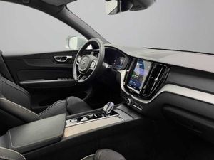 Volvo XC60 Recharge Plus, T6 e-AWD Híbrido enchufable, Eléctrico/Gasolina, Bright   - Foto 19