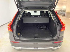 Volvo XC60 Recharge Core, T6 e-AWD Híbrido enchufable, Eléctrico/Gasolina, Bright   - Foto 13