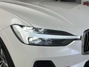 Volvo XC60 Recharge Core, T6 e-AWD Híbrido enchufable, Eléctrico/Gasolina, Bright   - Foto 8