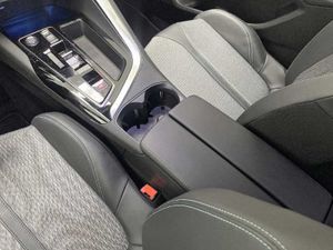 Peugeot 5008 NSUV  Allure Pack BlueHDi 130 S&S EAT8     - Foto 17