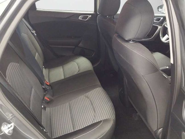 Kia XCeed Nuevo  1.0 T-Gdi 100 CV Drive   - Foto 11