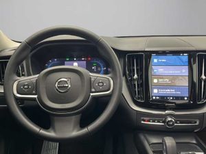 Volvo XC60 Recharge Core, T6 AWD Híbrido enchufable, Eléctrico/Gasolina, Bright   - Foto 13