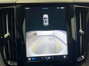 Volvo XC60 Recharge Core, T6 AWD Híbrido enchufable, Eléctrico/Gasolina, Bright   - Foto 18