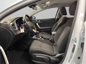 Kia XCeed Nuevo  1.0 T-Gdi 100 CV Business   - Foto 10