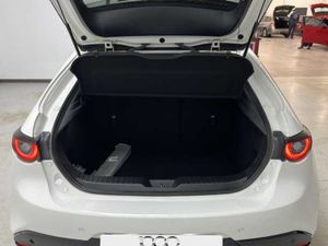Mazda 3 (2022) E-SKYACTIV G 2,0 122 CV HOMURA   - Foto 13