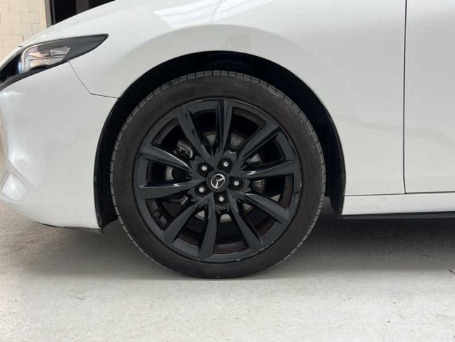 Mazda 3 (2022) E-SKYACTIV G 2,0 122 CV HOMURA   - Foto 17