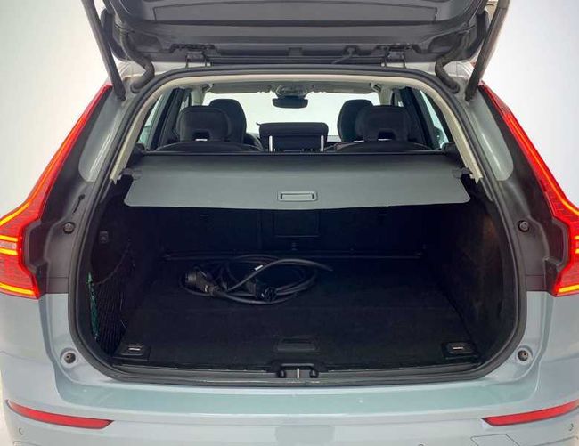 Volvo XC60 Recharge Core, T6 AWD Híbrido enchufable, Eléctrico/Gasolina, Bright   - Foto 26
