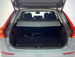 Volvo XC60 Recharge Core, T6 AWD Híbrido enchufable, Eléctrico/Gasolina, Bright   - Foto 26