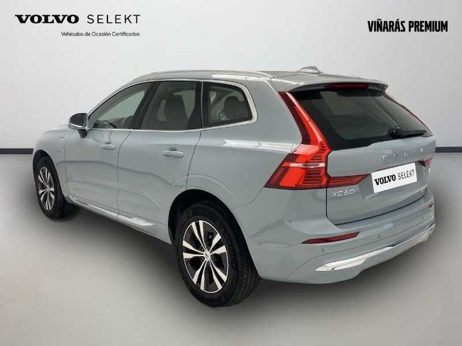 Volvo XC60 Recharge Core, T6 AWD Híbrido enchufable, Eléctrico/Gasolina, Bright   - Foto 8