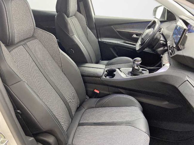Peugeot 3008 NSUV  Allure Pack Gasolina 130 S&S 6 Vel. MAN   - Foto 19
