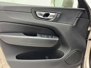 Volvo XC60 B4 (D) Core Auto   - Foto 20