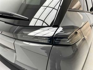 Peugeot 2008 NSUV  Allure Hybrid 145 eDCS6   - Foto 21