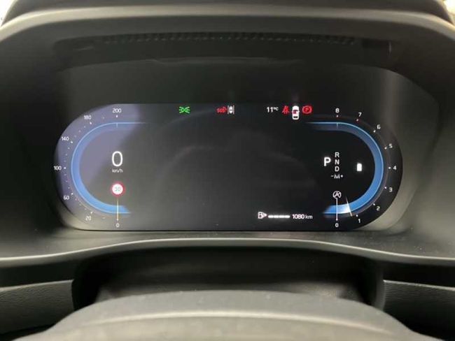 Volvo XC40 Core, B3 Mild hybrid, Gasolina   - Foto 21