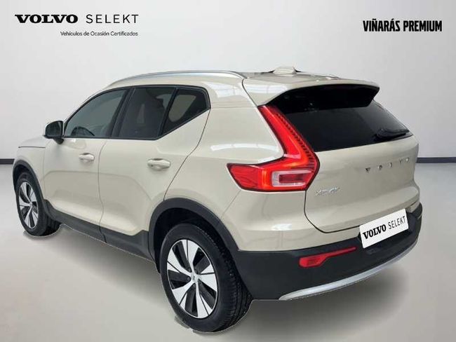 Volvo XC40 Core, B3 Mild hybrid, Gasolina   - Foto 3