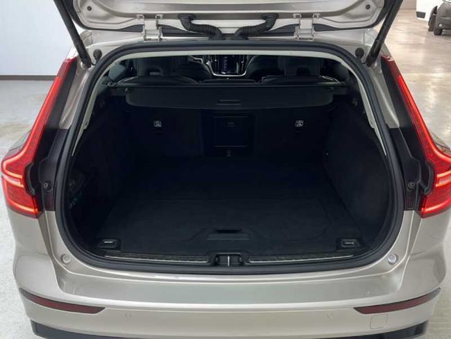 Volvo V60 Plus, B4 Mild hybrid, Gasolina, Dark   - Foto 12