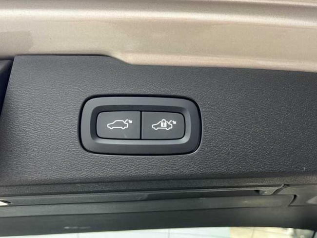 Volvo V60 Plus, B4 Mild hybrid, Gasolina, Dark   - Foto 19