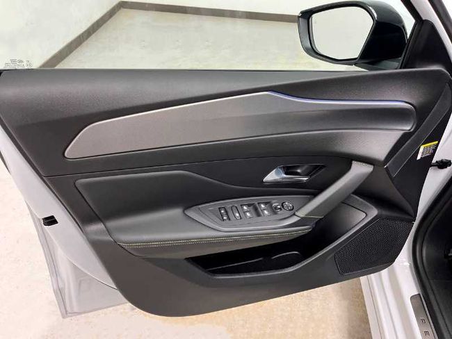 Peugeot 308 5p First Edition Eléctrico 156 (115 Kw)   - Foto 18